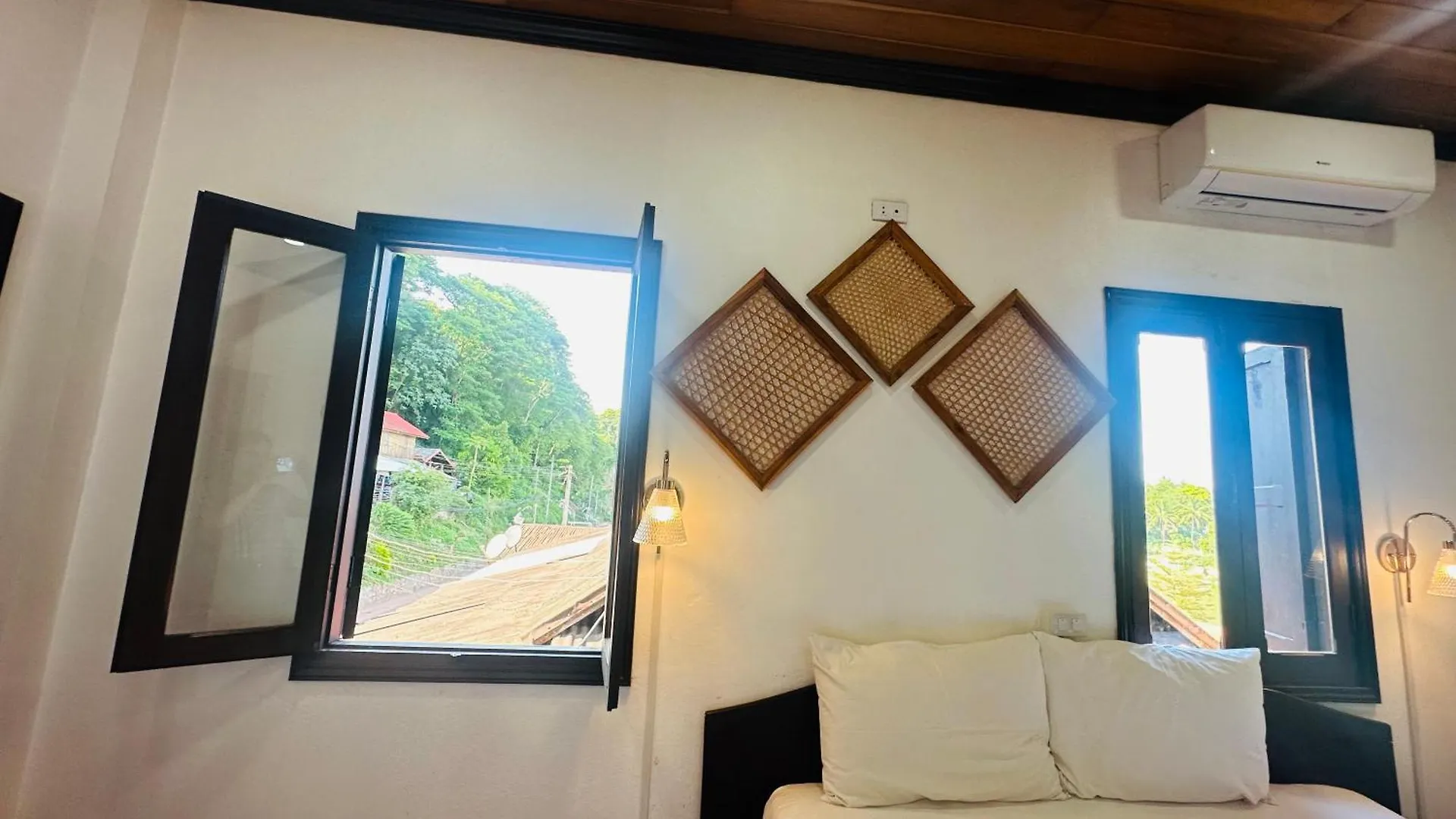 Kosy Villa Luang Prabang 0*,  Laos