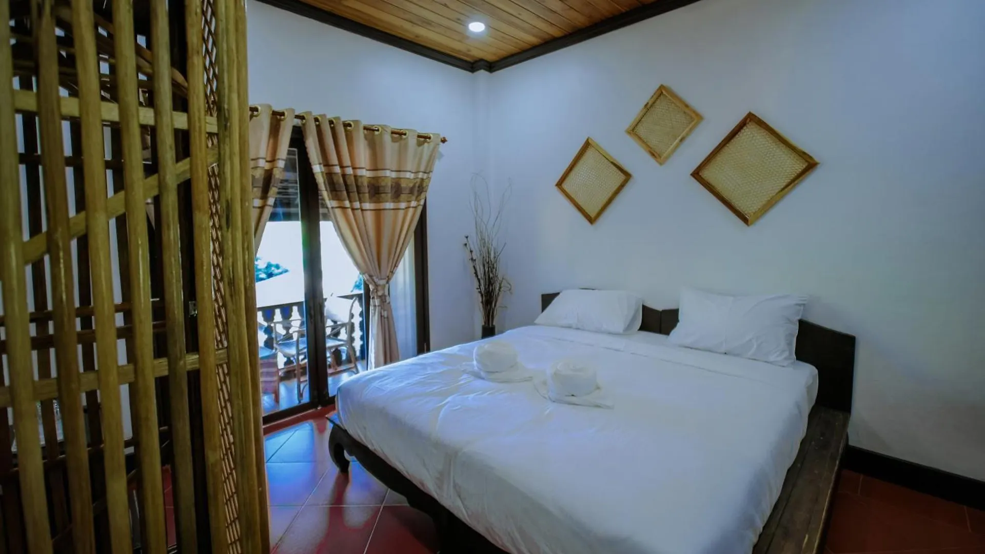 Kosy Villa Luang Prabang 0*,  Laos
